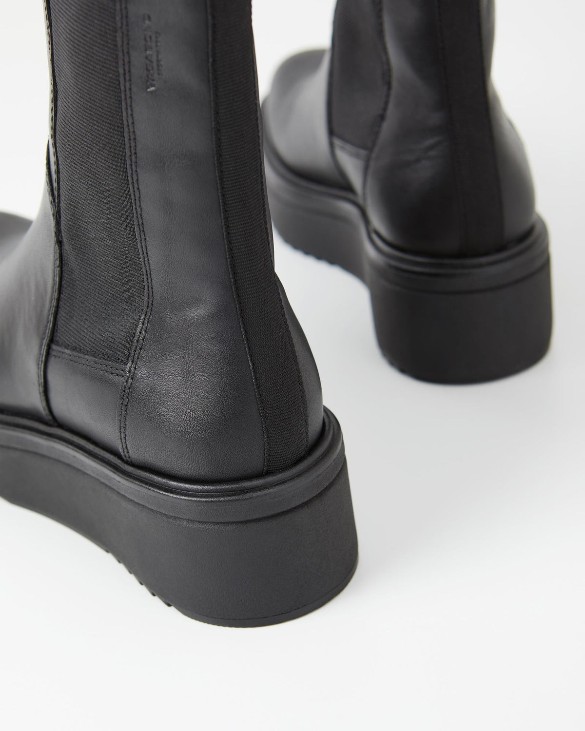 Vagabond Tara chelsea boots
