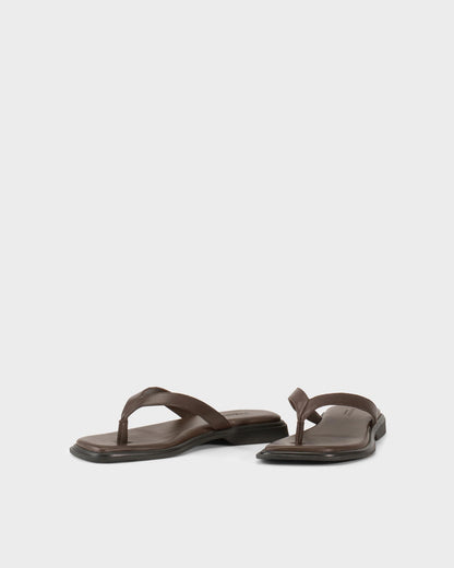Vagabond Izzy sandals