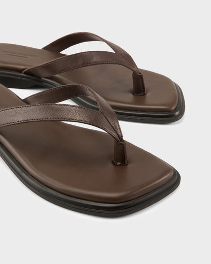 Vagabond Izzy sandals