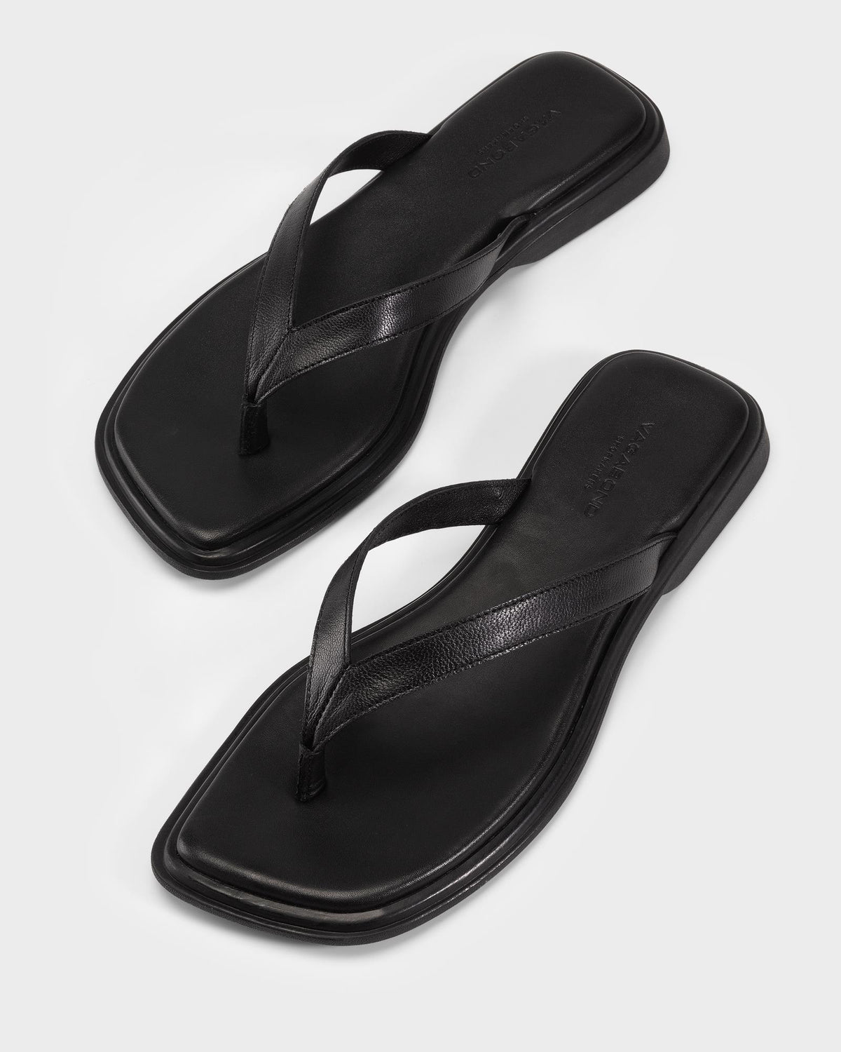 Vagabond Izzy sandals