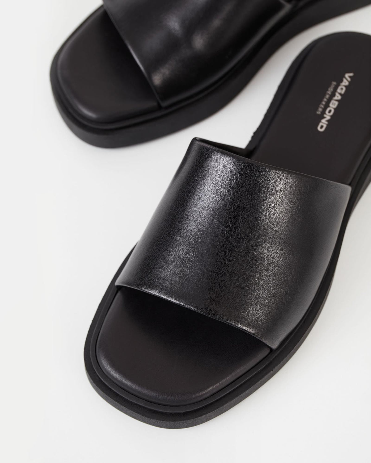 Vagabond Connie sandals
