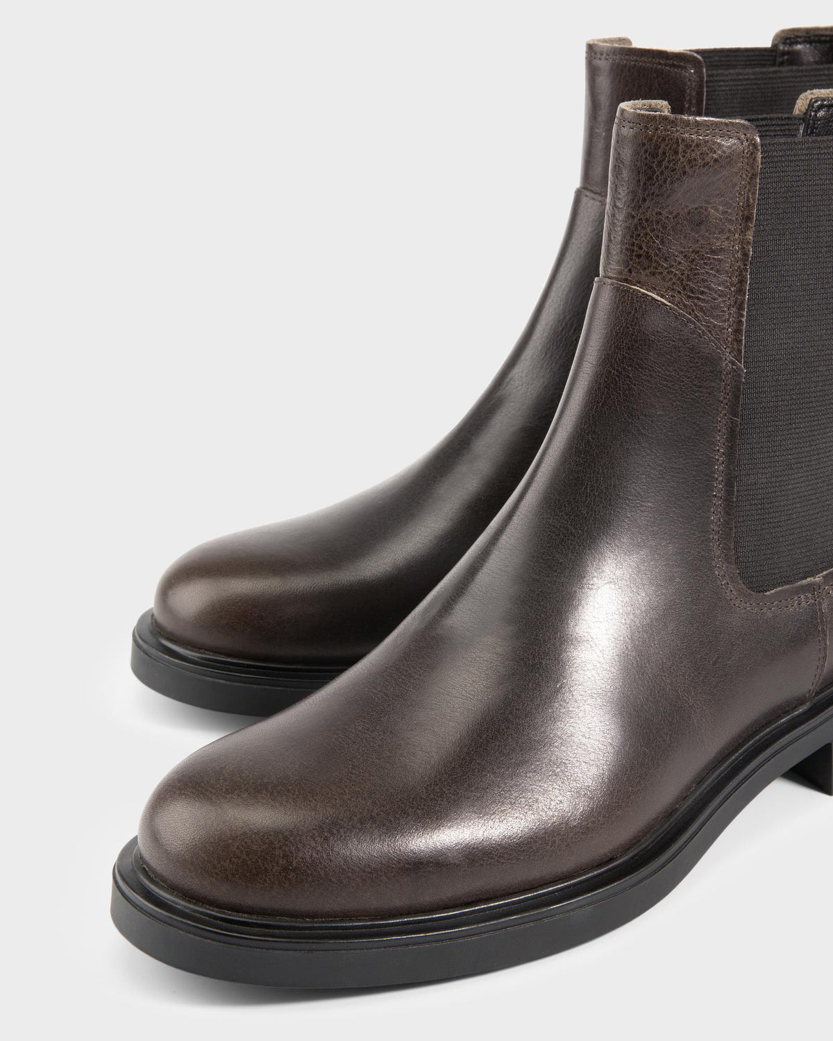 Vagabond Freya chelsea boots